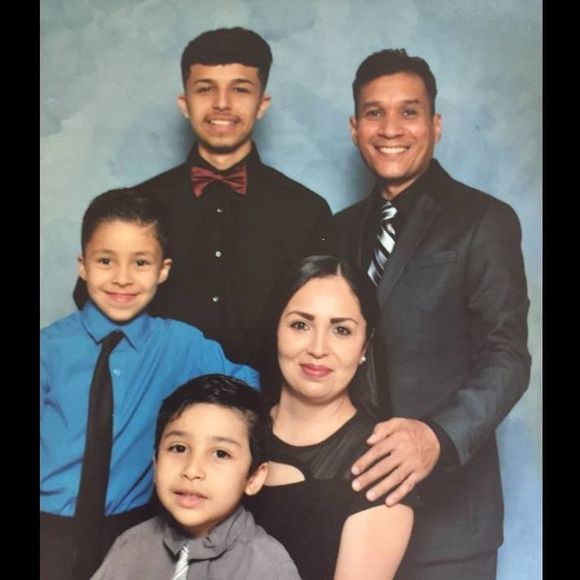 Meet your Posher, Rocio - Picture 1 of 1